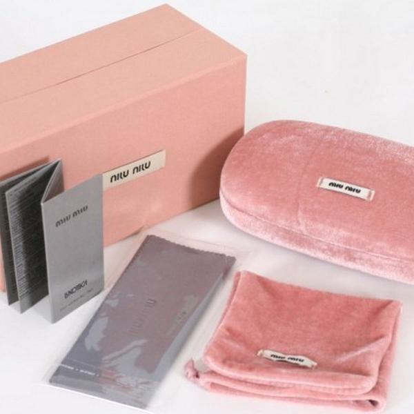 case miu miu original