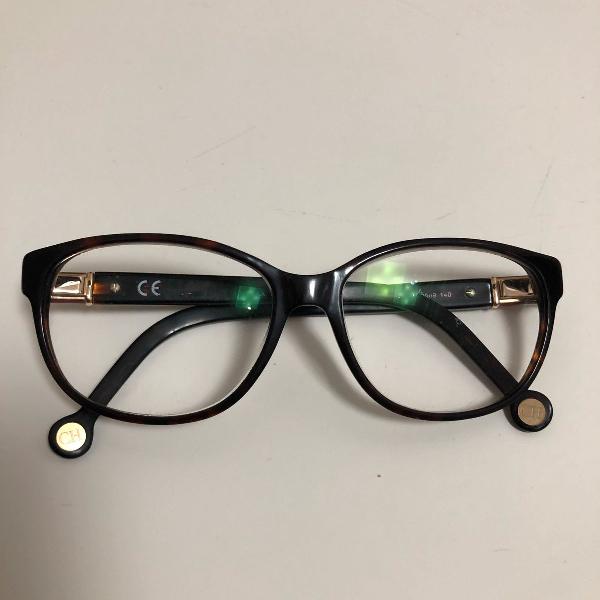 culos de grau carolina herrera cor tartaruga
