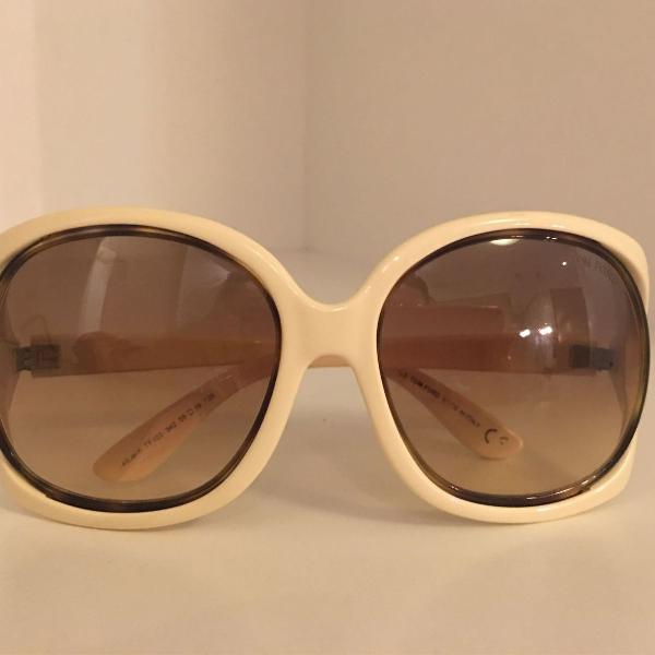 culos tom ford bege