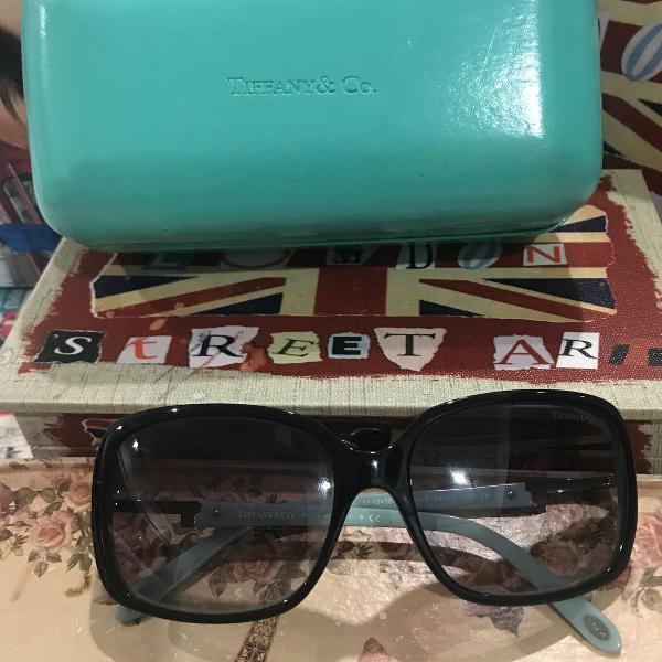 lindo oculos de sol tiffany &amp; co quadrado preto e azul