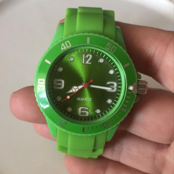 relógio silicone verde fashion