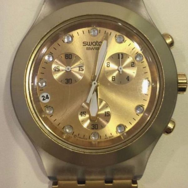 relógio swatch full blooded dourado svck4032g
