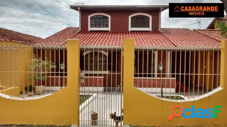 Casa Assobradada no Jardim Satelite. Excelente localização