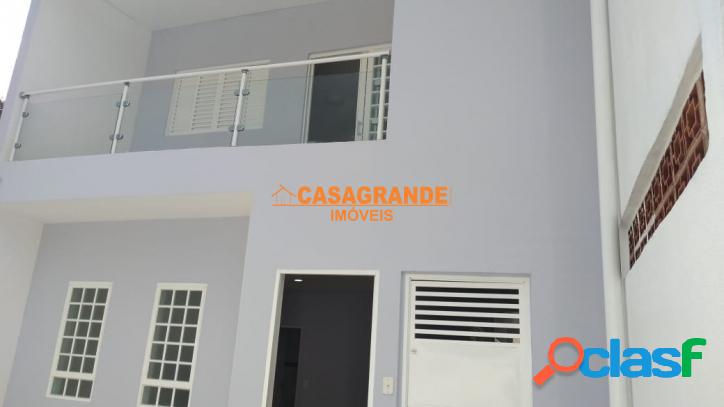 VENDO EXCELENTE SOBRADO VISTA LINDA