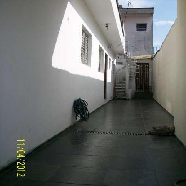 Casa com 1 Quarto para Alugar, 35 m² por R$ 1.000/Mês COD.