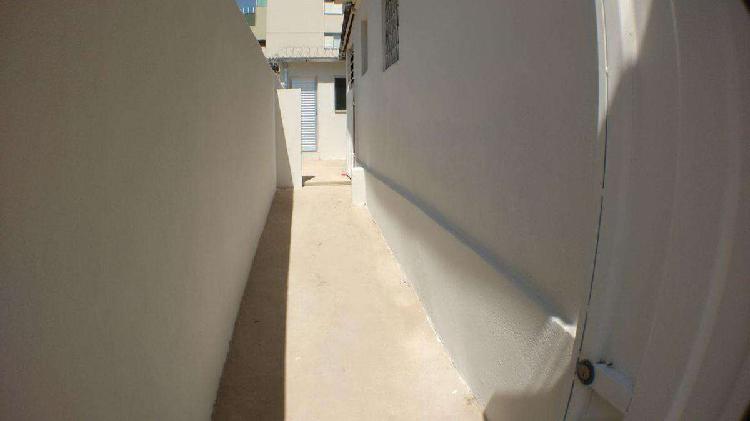 Casa, Prado, 2 Quartos, 0 Vaga, 1 Suíte