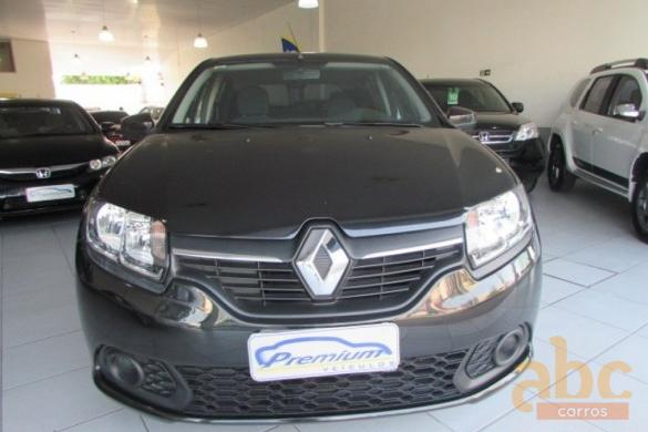 Renault - SANDERO