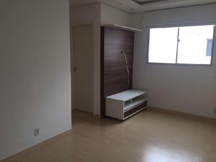Apartamento com 2 Quartos para Alugar, 46 m² por R$