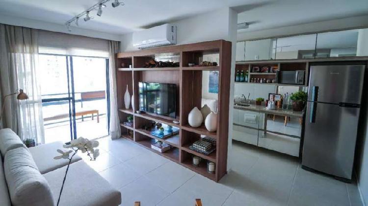 Apartamento com 2 Quartos à Venda, 67 m² por R$ 400.000