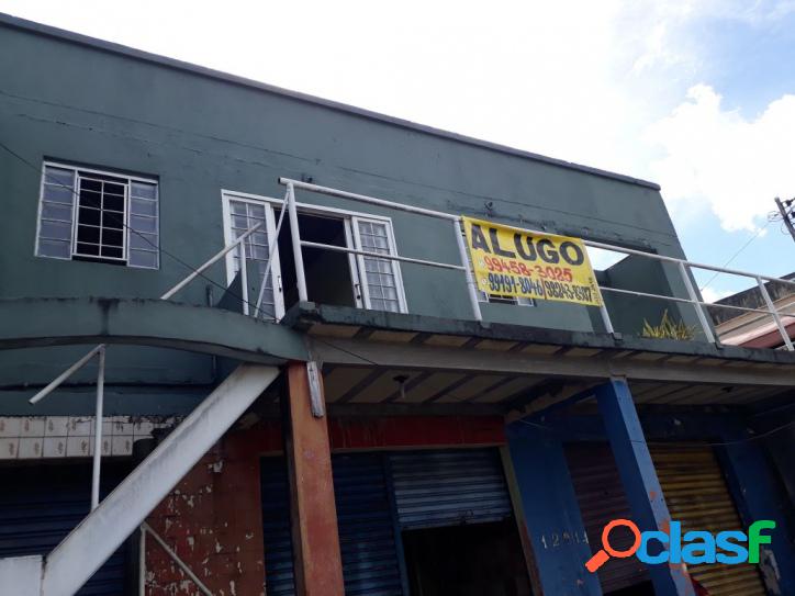 Ponto comercial c/ 2 pisos no Adrianópolis - Aceito