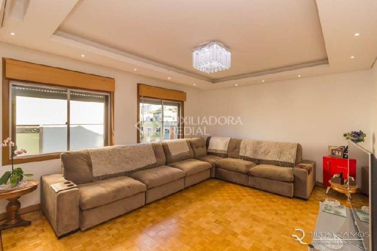 Apartamento com 3 Quartos à Venda, 110 m² por R$ 475.000