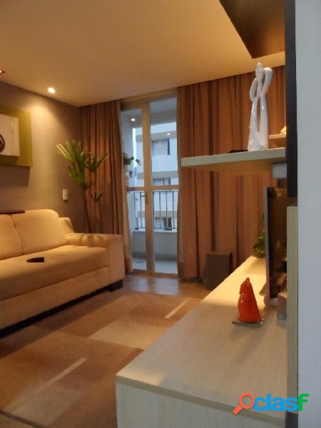 Excelente Apartamento de 69 m²/2 Dormitórios à Venda no