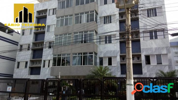 Apartamento com 3 dormitórios à venda, 105 m² por R$