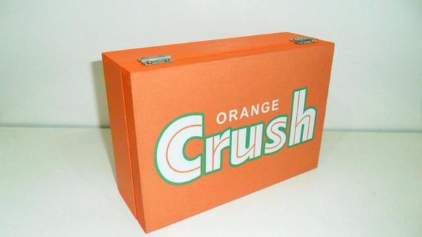 Caixa decorativa com tema retrô - Orange Crush