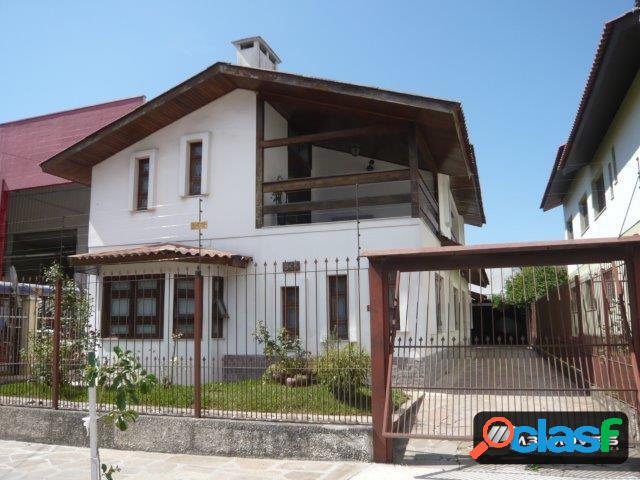 Casa Alto Padrão no Bairro Bela Vista