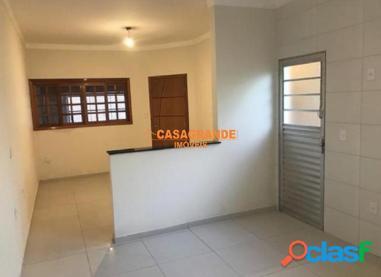 Casa Nova, com 03 quartos, - Jardim São Vicente