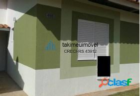 Casa com 2 dormitórios à venda, 50 m² por R$ 185.000