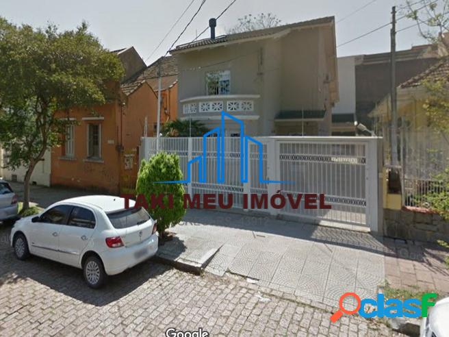 Casa com 3 Quartos à Venda, 280 m² por R$ 1.500.000
