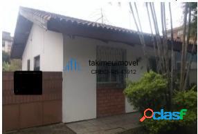 Casa com 3 dormitórios à venda, 73 m² por R$ 272.000