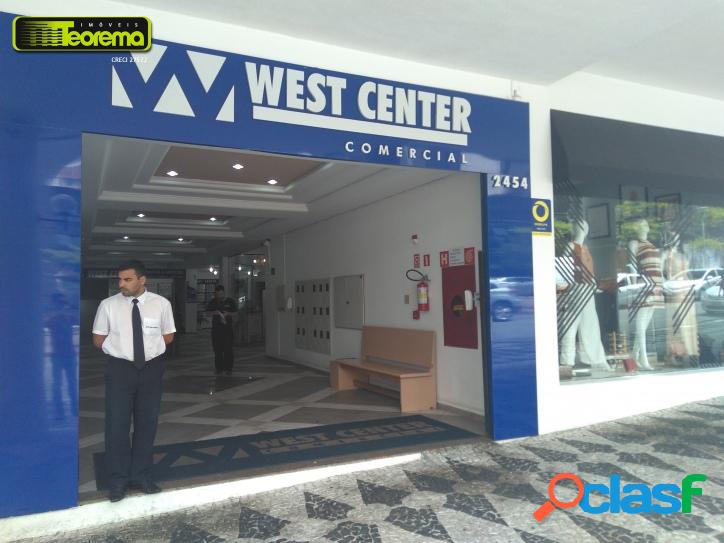 Conjunto Comercial West Center