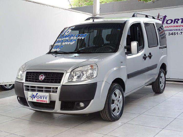 Fiat Doblo Essence 1.8 Flex 16v 5p