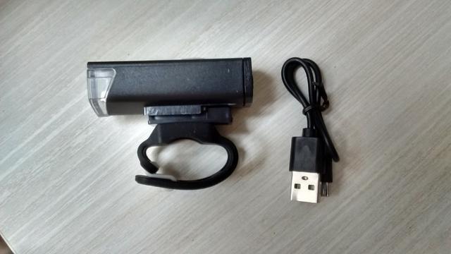 Luz da bicicleta USB recarregável 300 lúmen 3 modo luz