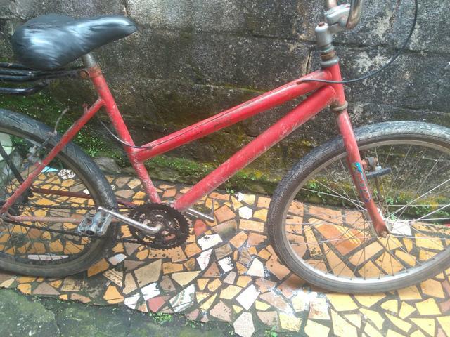 Vendo bike com detalhes