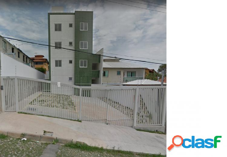 Área privativa de 02 quartos, com 02 vagas, bairro