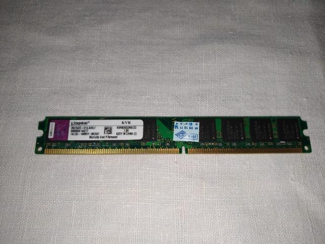 2 memórias Kingston DDR-2 2Gb cada usadas