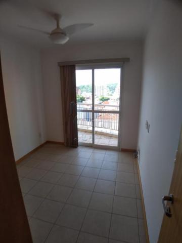 Apartamento para alugar com 3 dormitórios em Centro,