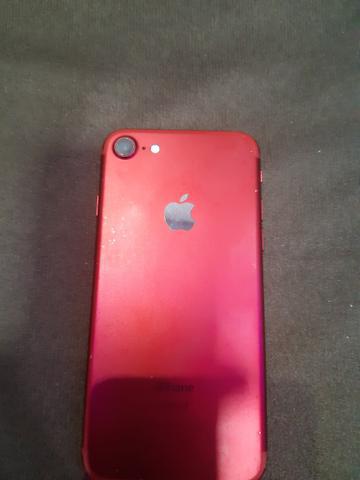 Iphone 7 red