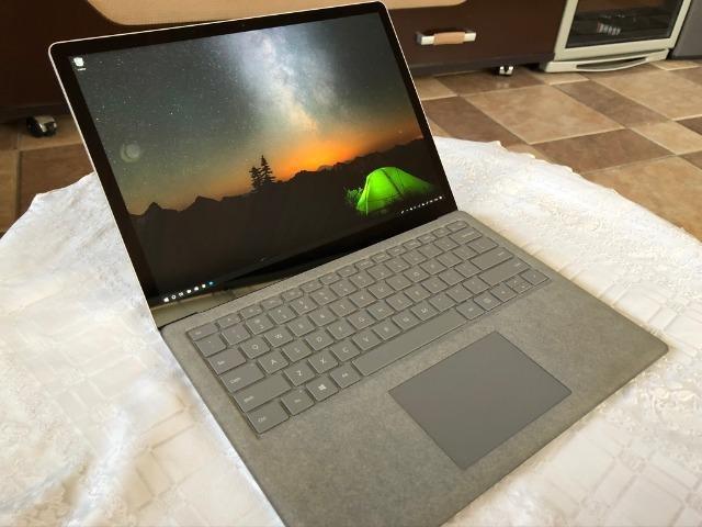 Microsoft Surface Laptop 13' i5 8gb 256gb
