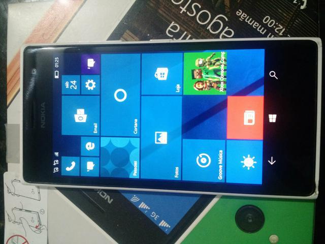 Smartphone Nokia Lumia 730