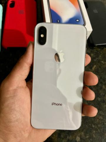 Vende-se IPhone X, 64gb, branco
