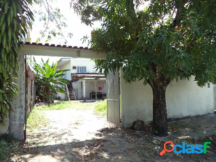 Alugo excelente apartamento de 3 quartos no conj. Jardim