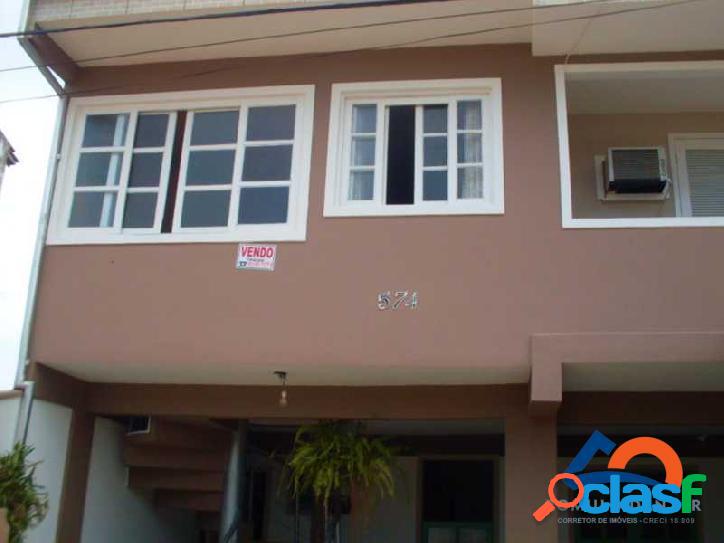 CASA COM 02 PAVIMENTOS!!! EXCELENTE LOCALIZAÇÃO!!!