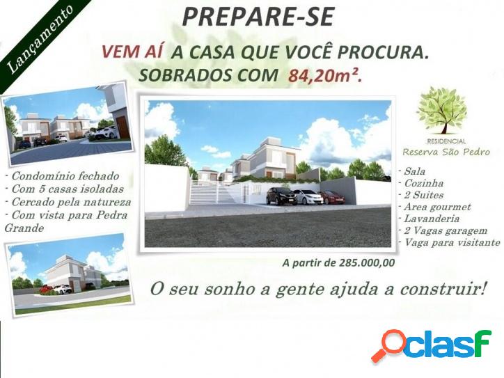 Casa c/2 suítes, em Atibaia, ótima Localização.