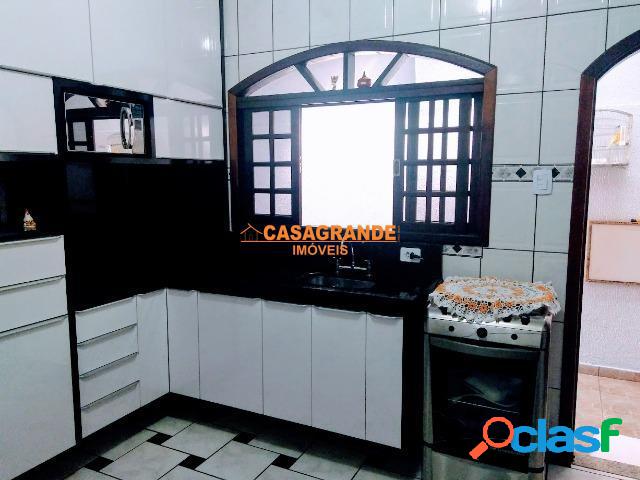 Casa no Galo Branco. Ótima Localização