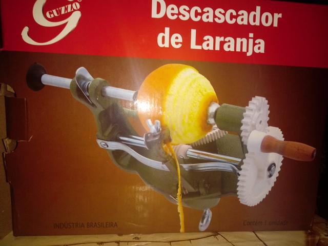 Descascador de laranja novo