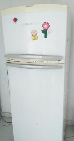 Geladeira frost free 220v