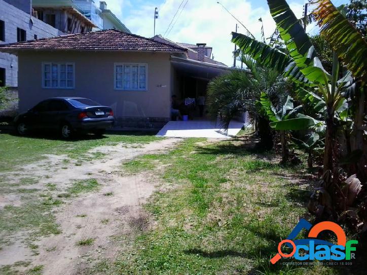 Linda casa a venda de frente para a rodovia !!! ESCRITURA