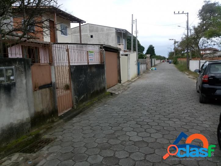 Propriedade a venda com 03 Casas com 07 dormitórios