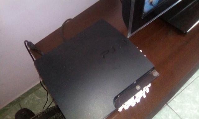 Ps3 vendo ou troco