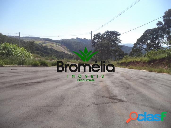 Terreno em Condomínio 450 m², em Atibaia.