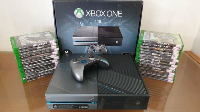 Xbox One Edição Especial Halo 1TB com garantia - Aceitamos