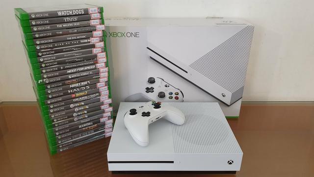 Xbox One S com garantia - Aceitamos PlayStation 3 mais volta