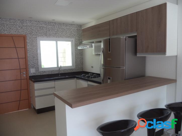 Ótima Casa c/2 dormitórios, em Perdões, Condomínio Sta