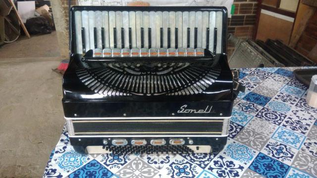 Acordeon Gaita Sonelli 80 baixoa oitavado