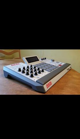 Akai mpc renaissance nova!!!