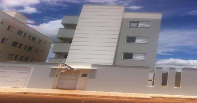 Apartamento com 2 dormitórios à venda, 52 m² por r$
